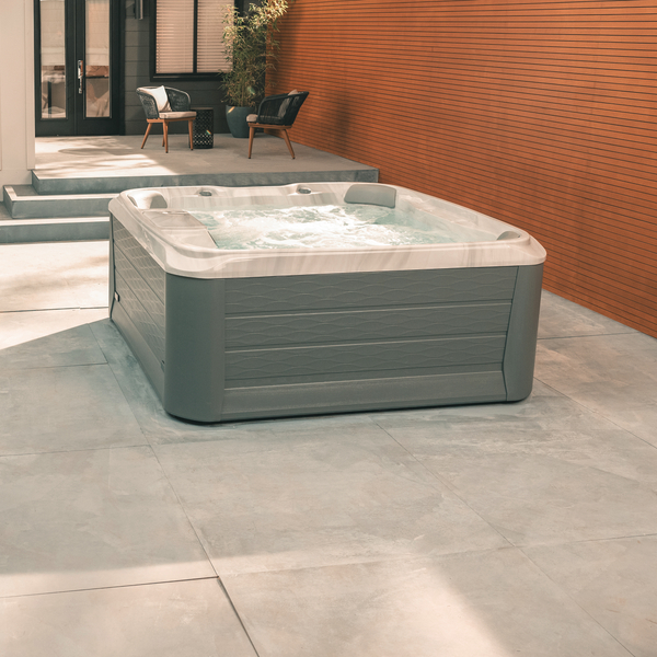 Top Skin Care and Hot Tubs Tips to Avoid Dryness and Irritation