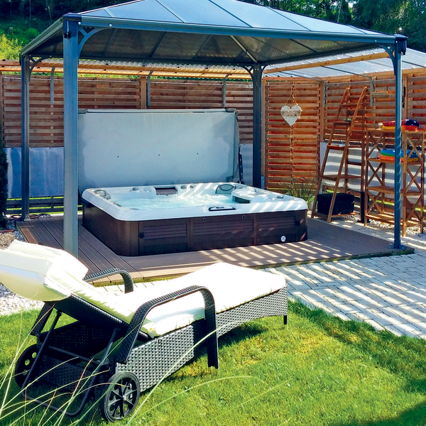 Easy Hot Tub Water Care: Options Explored