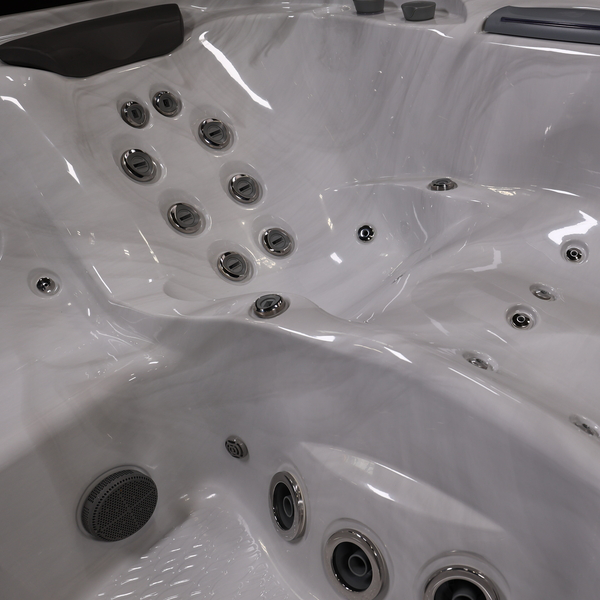 How Do Hot Tubs Work? Understanding the Mechanics Behind Relaxation