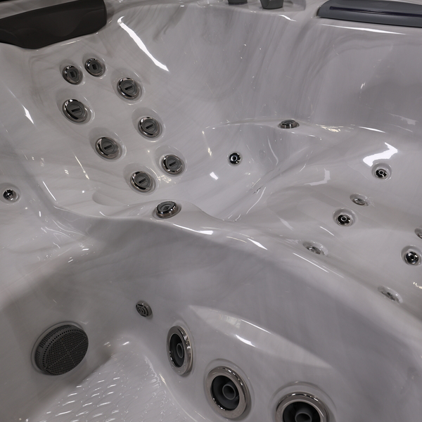 Finding the Perfect Hot Tub with Underwater Jets: A Guide to Sundance&reg; Spas
