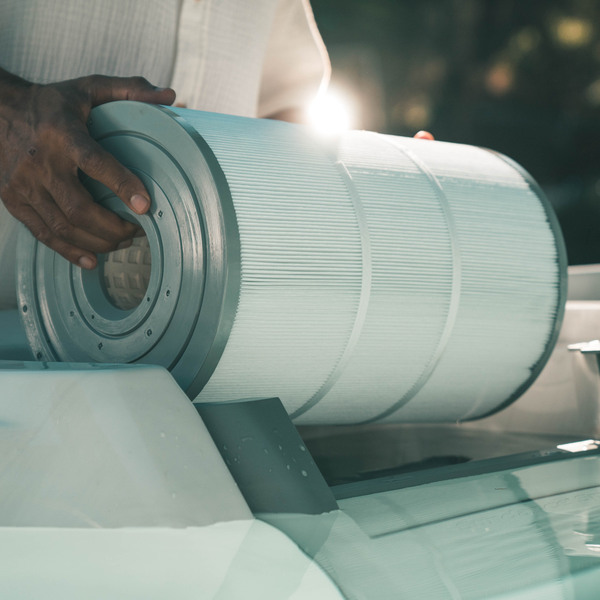 What is a Horizontal Hot Tub Filter and Why is It Important