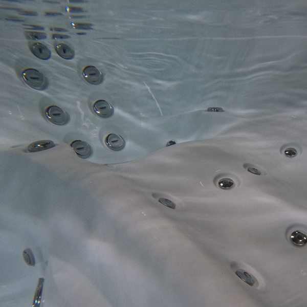 Integration of Fluidix&reg; Jets in Sundance&reg; Spas